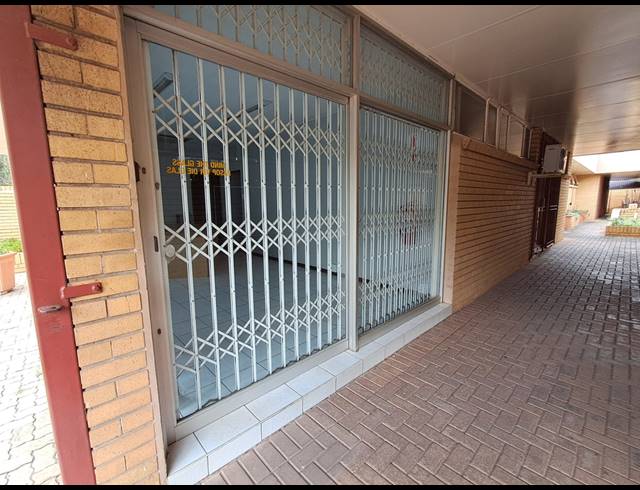 347M² MEDICAL SUITE FOR SALE IN VEREENIGING CENTRAL